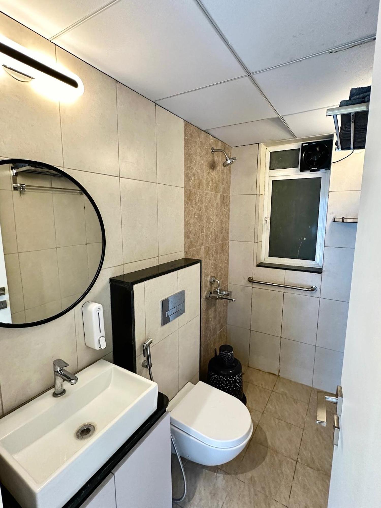 Peacock Palace 2Bhk Modern Ac Flat In Baner Púna Kültér fotó